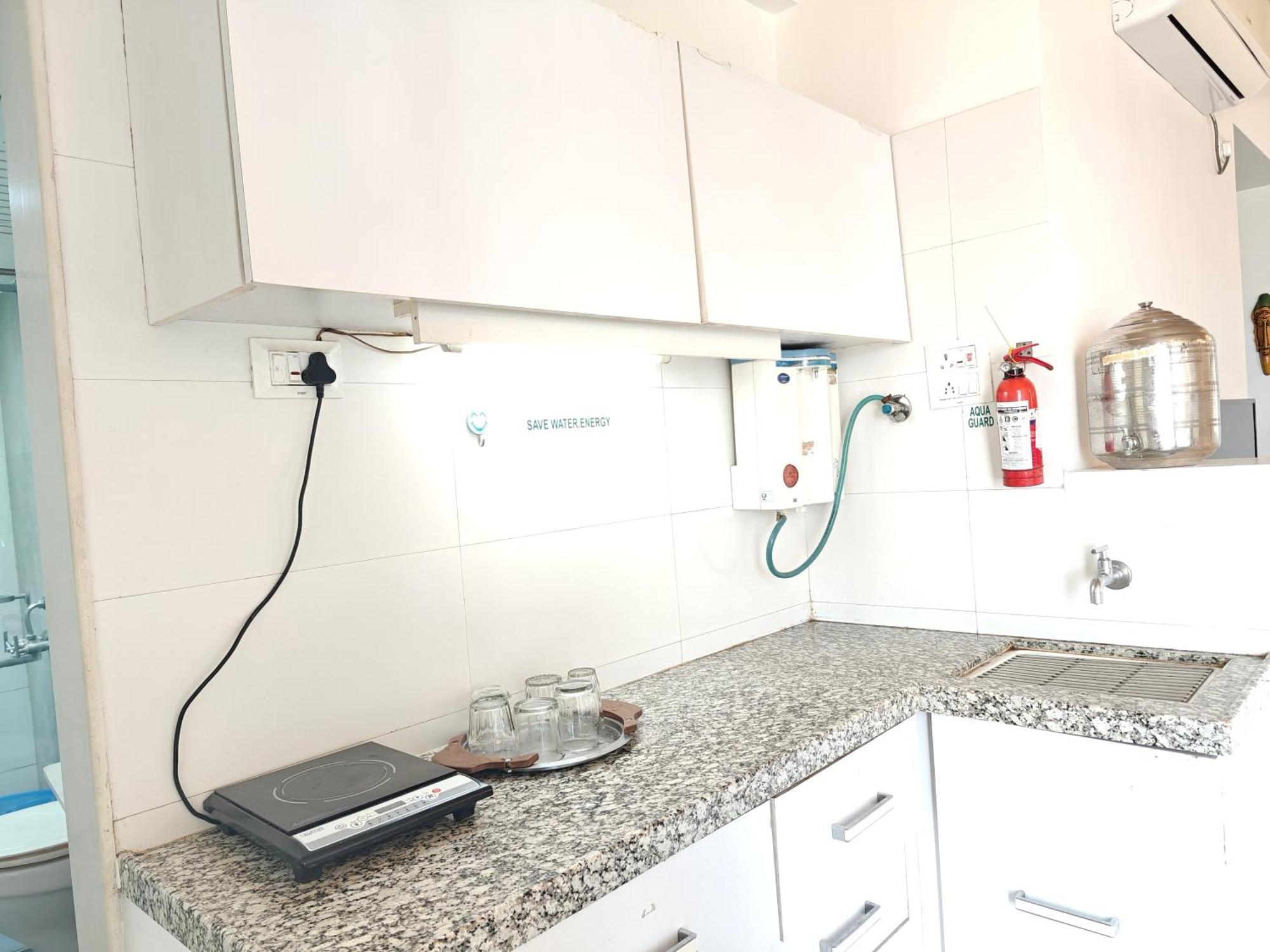 Chandralok Service Apartments 콜라푸르 외부 사진